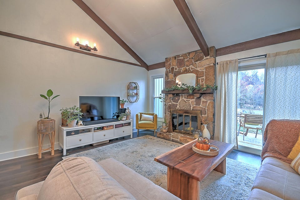 Photo #9: 780 Hamilton Rd