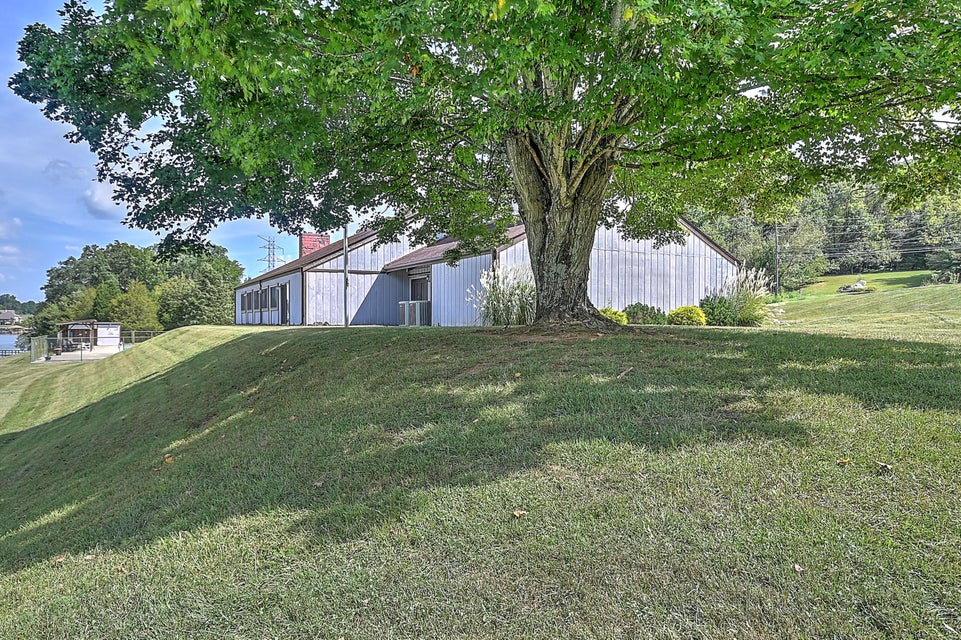 Photo #36: 780 Hamilton Rd