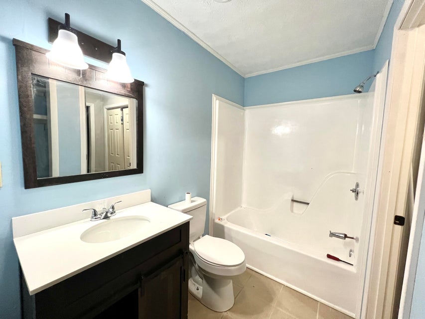 Photo #14: 138 Beech Avenue