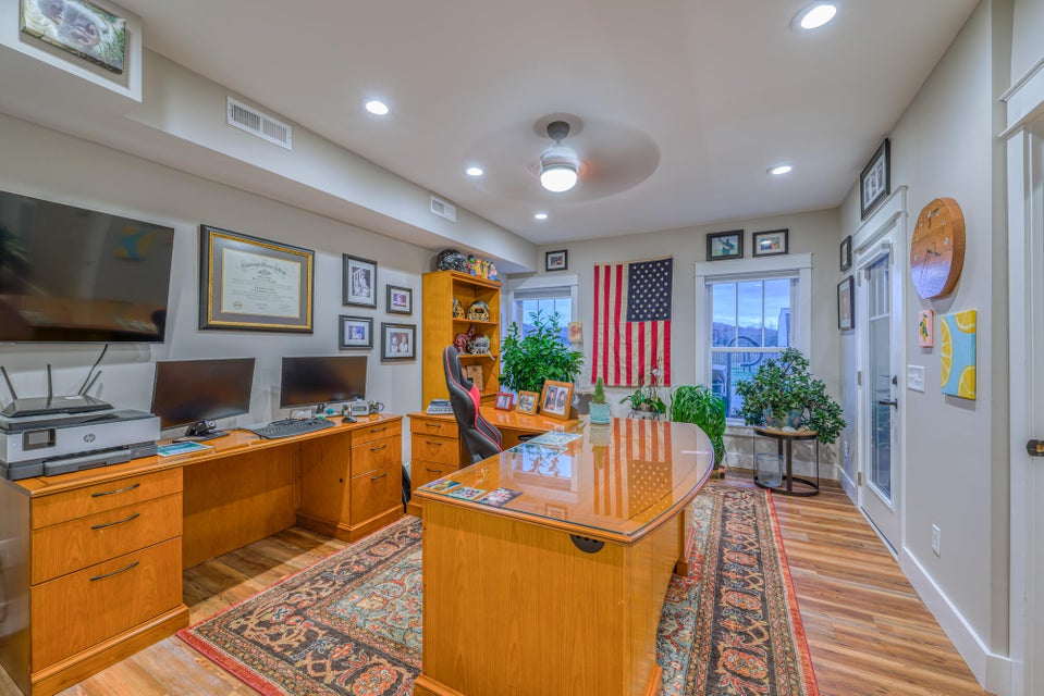 Photo #43: 214 Charlton Court