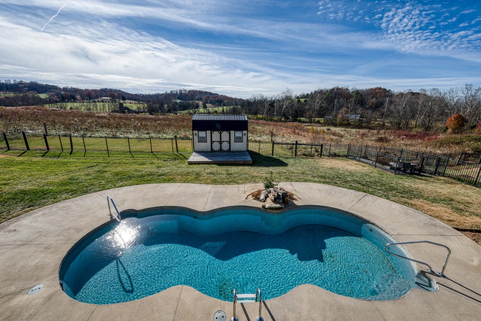 Photo #50: 214 Charlton Court