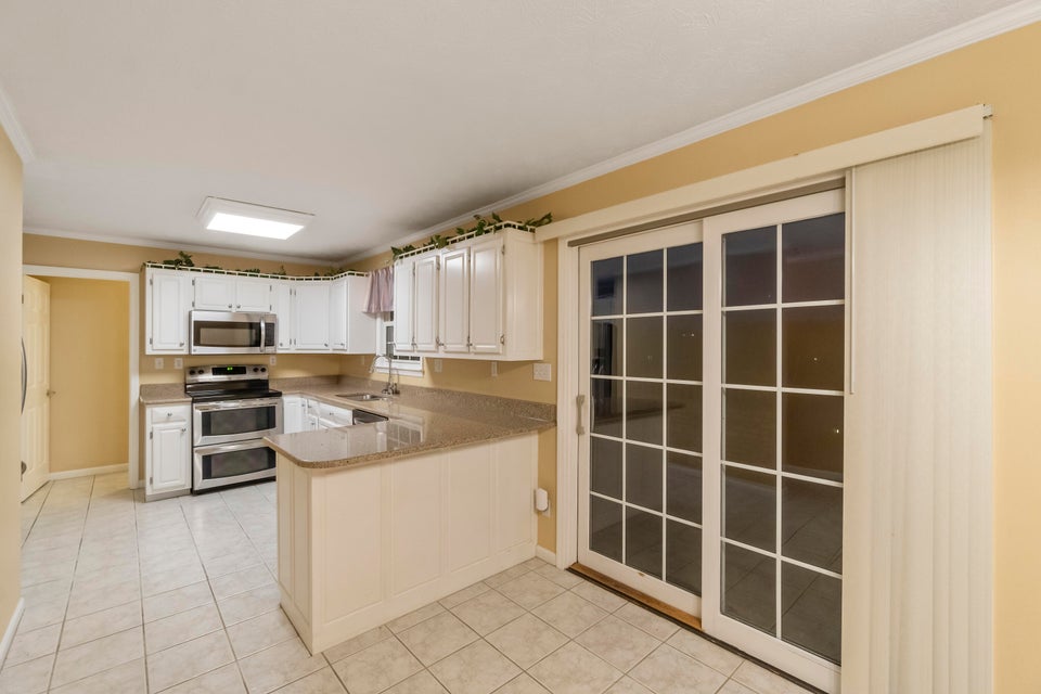 Photo #14: 160 Deerchase Lane