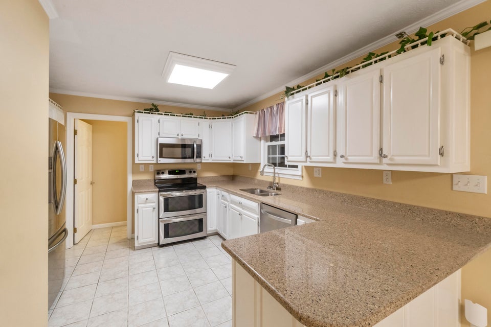 Photo #15: 160 Deerchase Lane