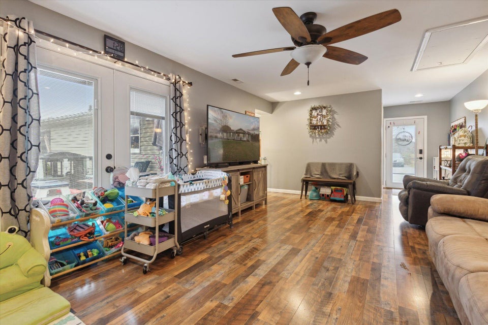 Photo #10: 19245 Saturn Drive