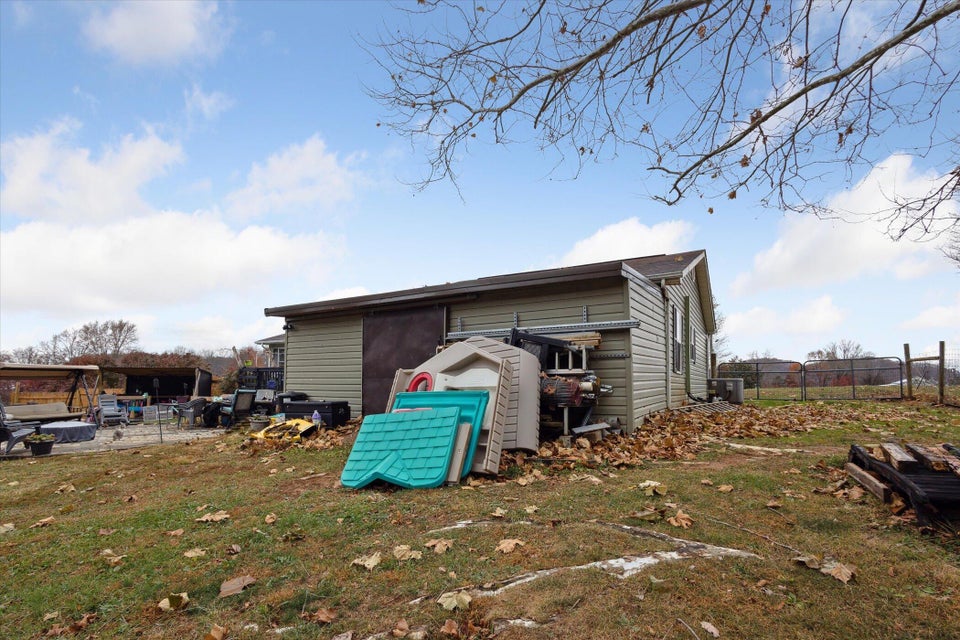 Photo #33: 19245 Saturn Drive