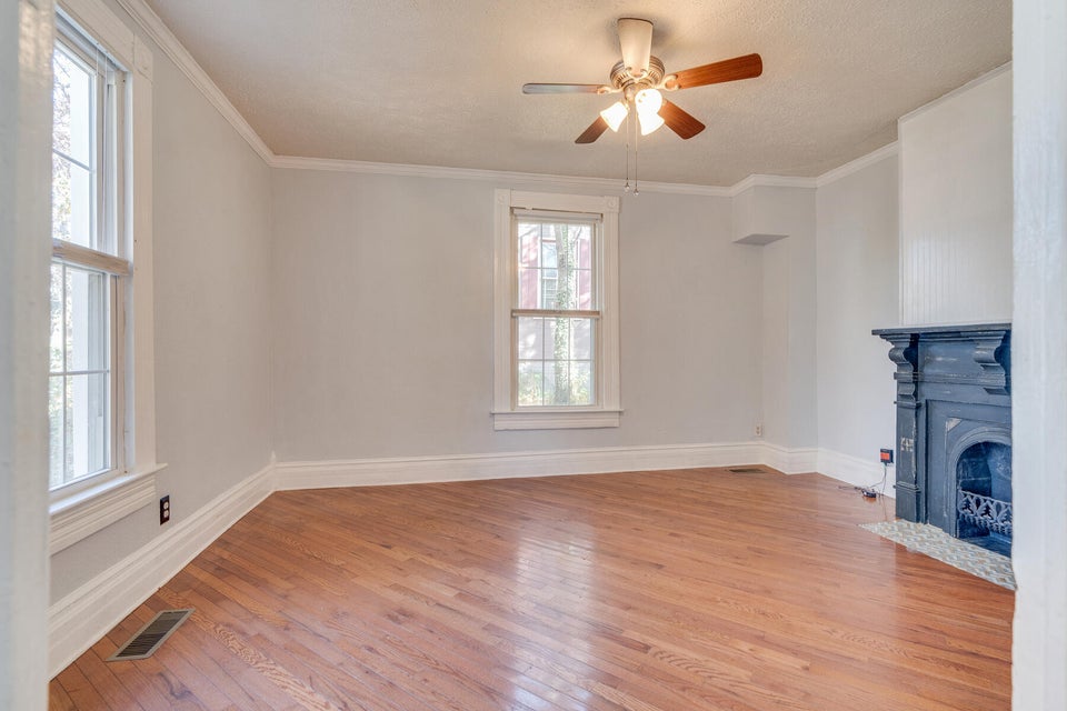 Photo #6: 309 Poplar Street