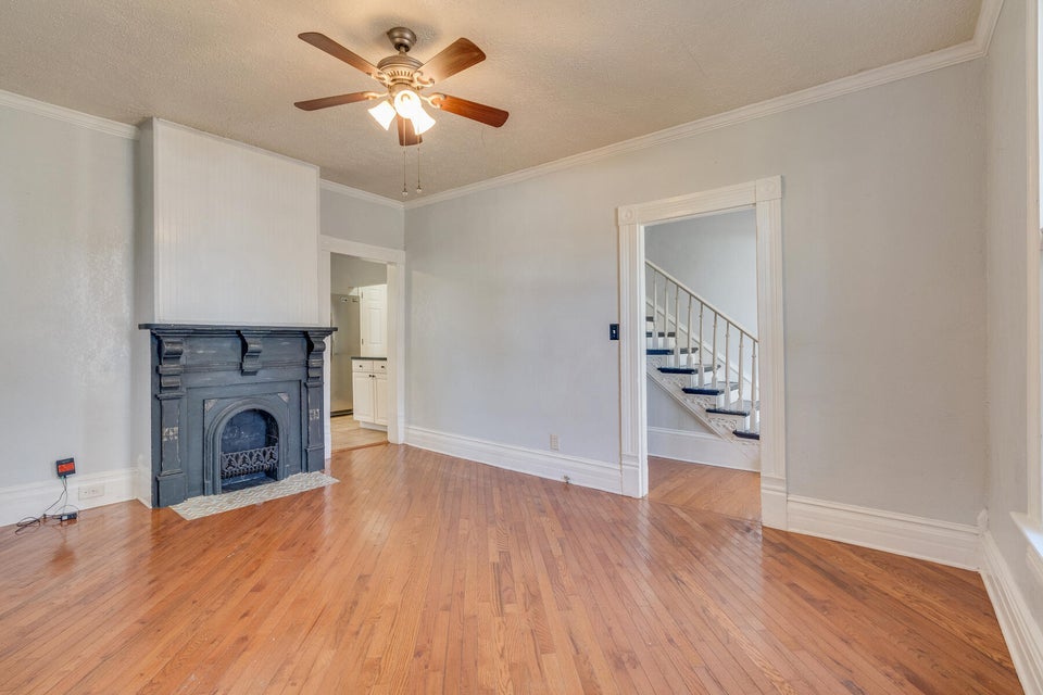 Photo #7: 309 Poplar Street
