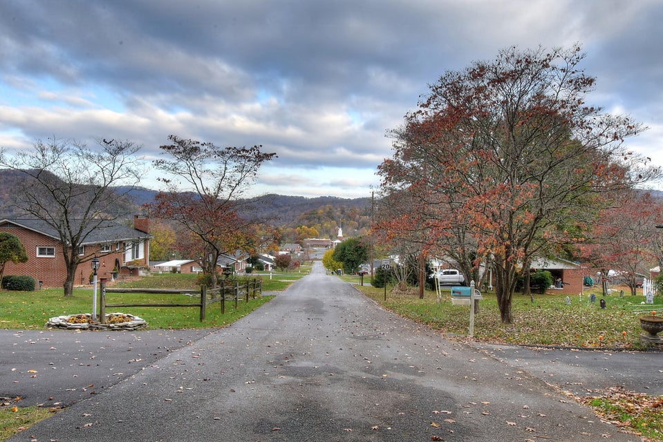 Photo #35: 100 Cross Street