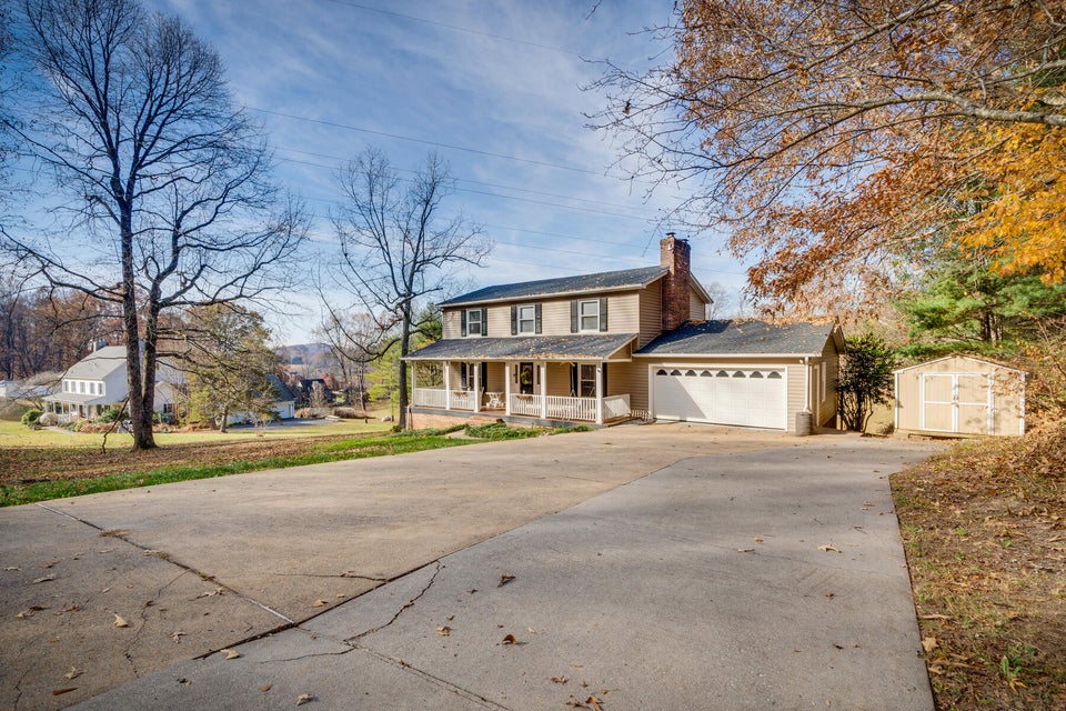Photo #3: 5043 Country Drive