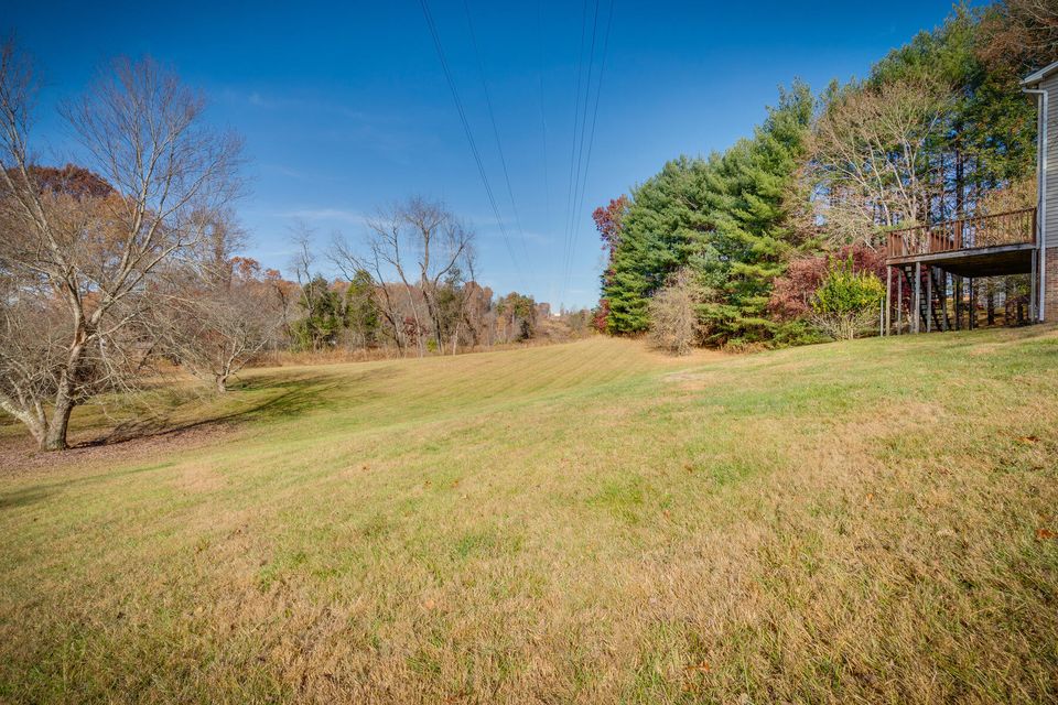 Photo #30: 5043 Country Drive