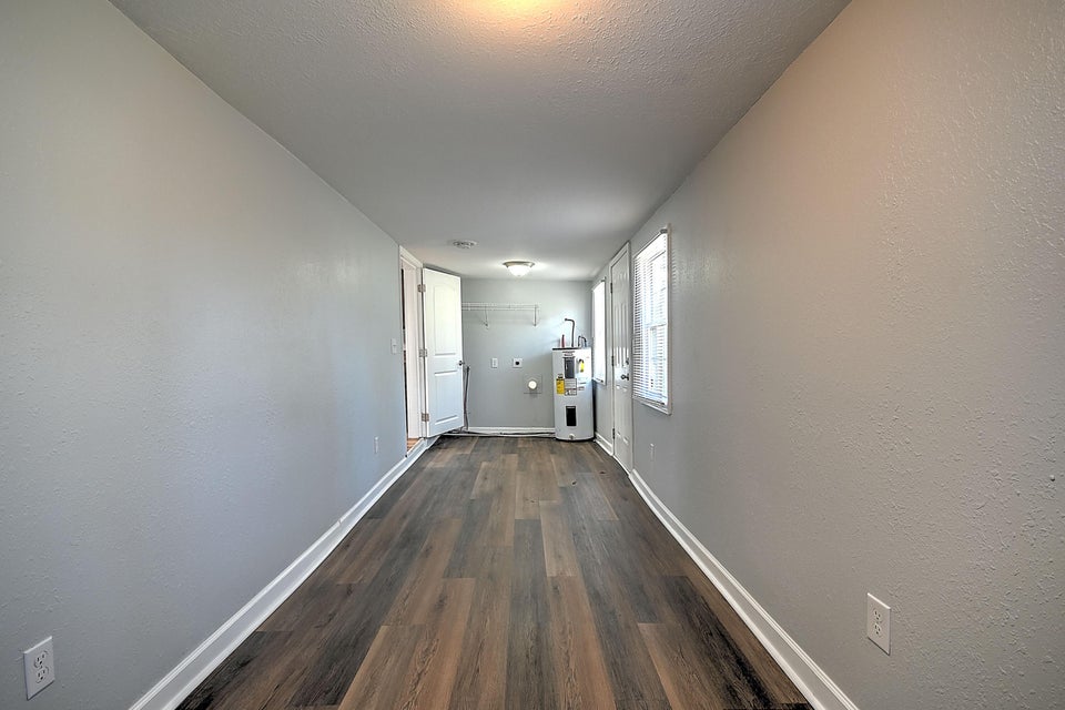 Photo #13: 1105 Miller Street