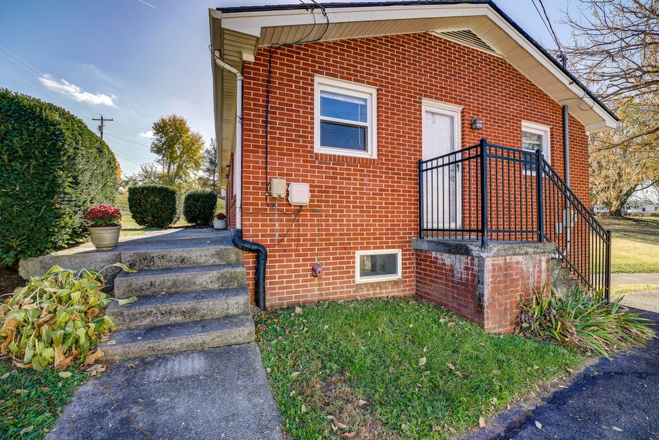 Photo #5: 129 Suncrest Street