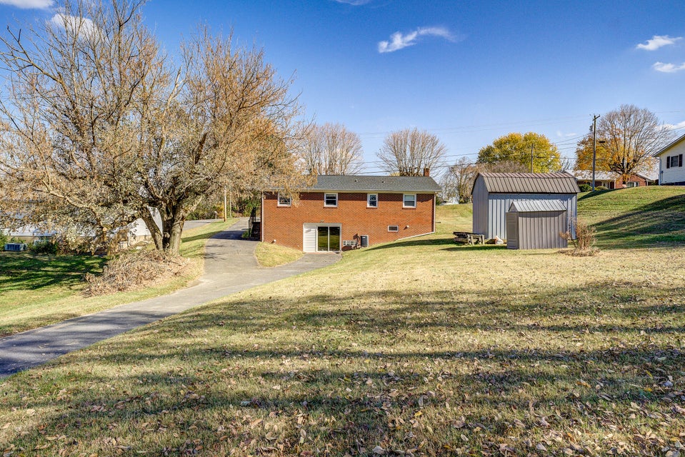 Photo #10: 129 Suncrest Street