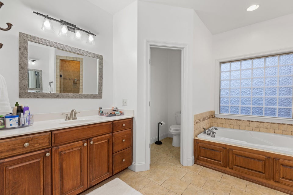 Photo #16: 5214 Aspen Avenue