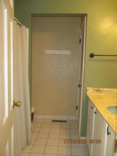 Photo #21: 2041 Louita Avenue
