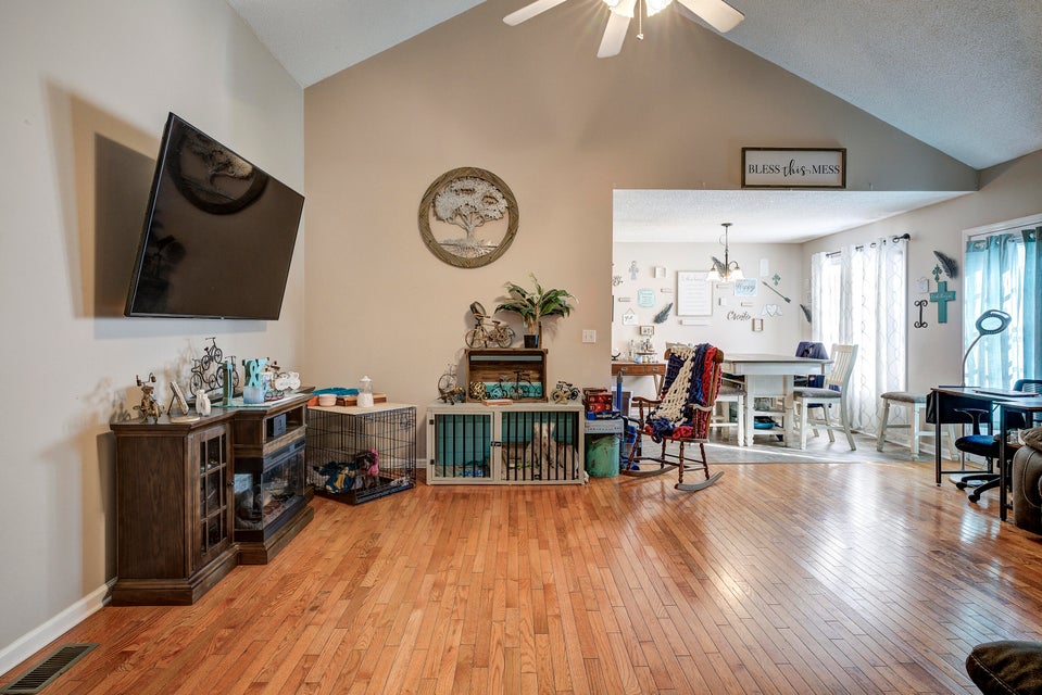 Photo #10: 1625 Sevier Terrace Drive