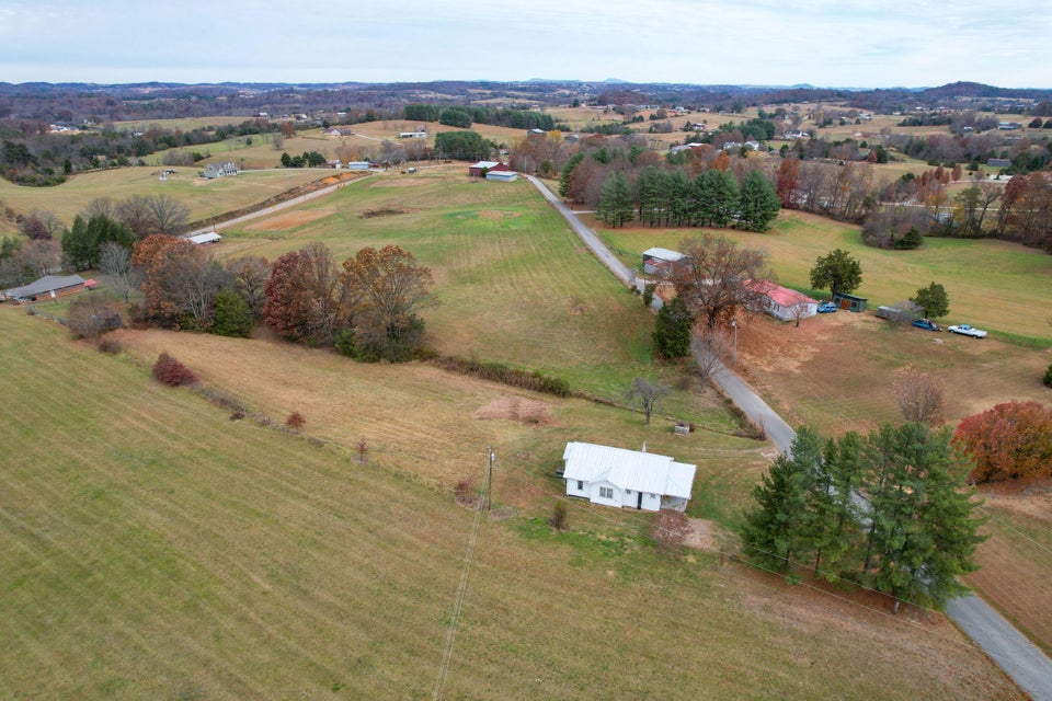 Photo #36: 270 Dixie Road