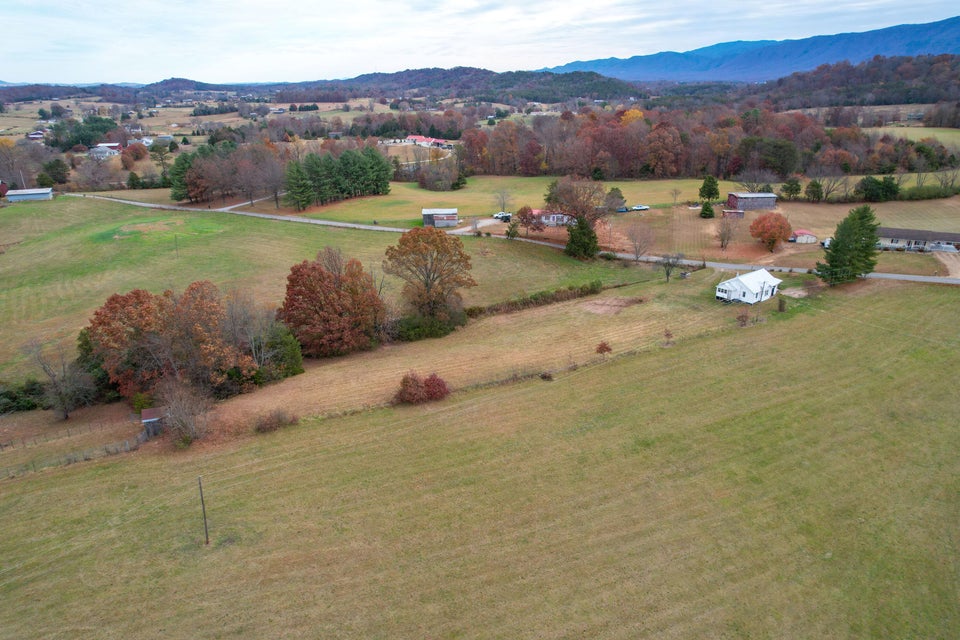 Photo #38: 270 Dixie Road