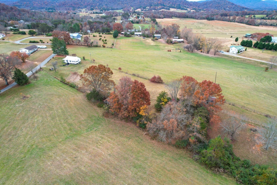 Photo #42: 270 Dixie Road