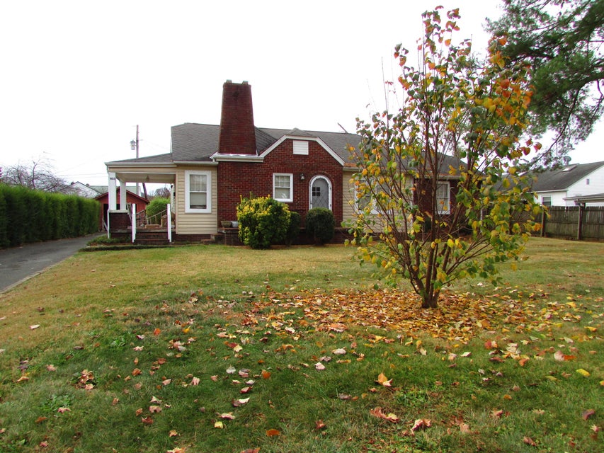 Photo #6: 402 East C Street
