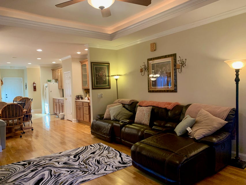 Photo #16: 12763 Westmoreland Drive