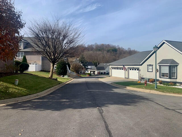 Photo #55: 12763 Westmoreland Drive