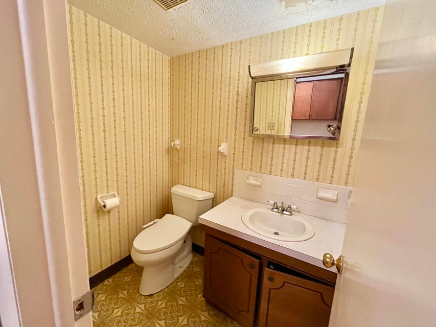 Photo #25: 2413 Essex Drive