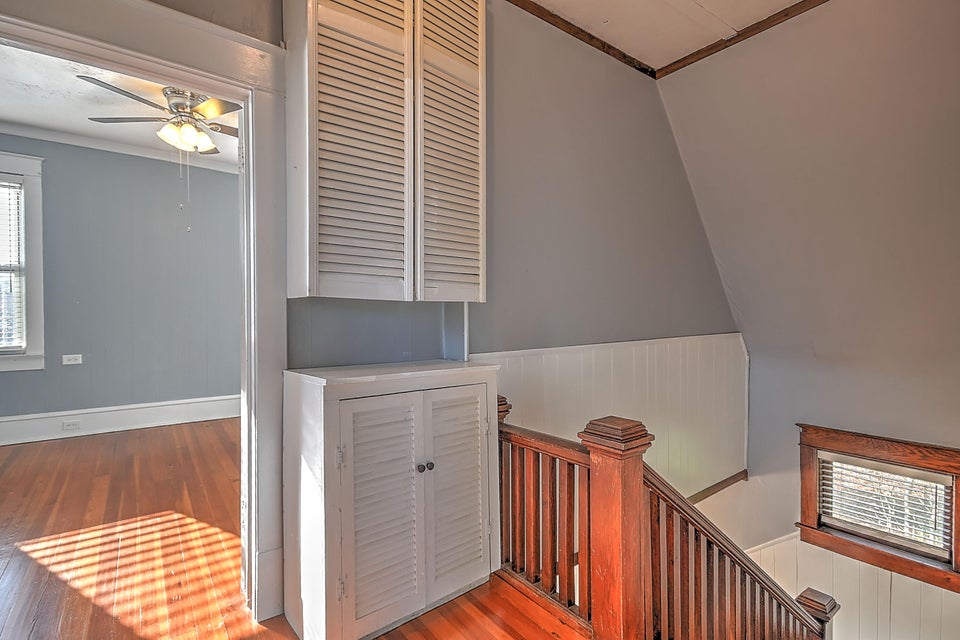 Photo #25: 505 Maryland Avenue