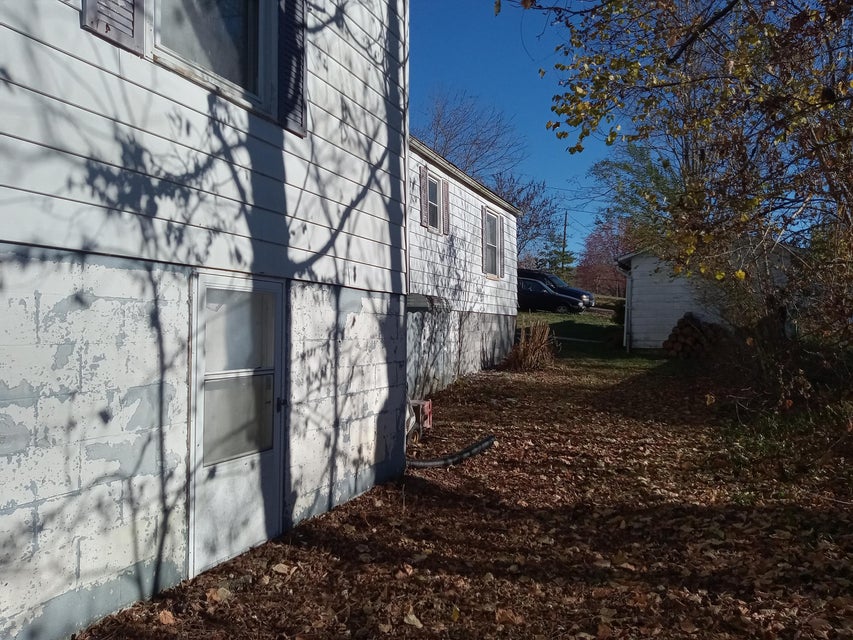 Photo #12: 136 Forest Avenue