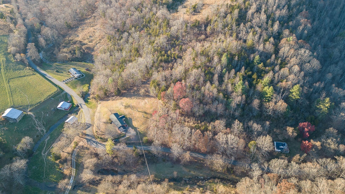 Photo #66: 1549 Valley Creek Road