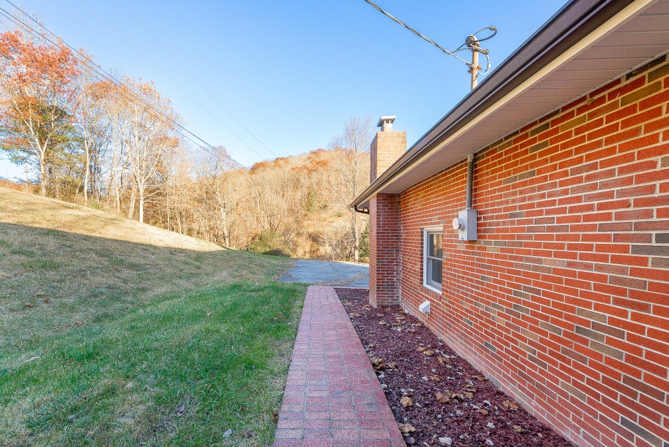 Photo #7: 1549 Valley Creek Road