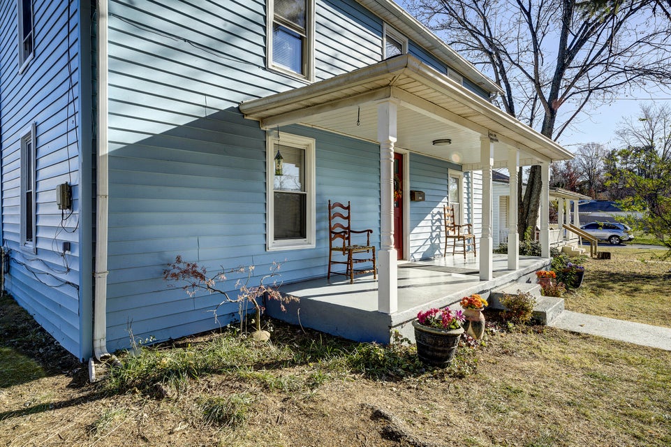 Photo #33: 1739 6th St Extension