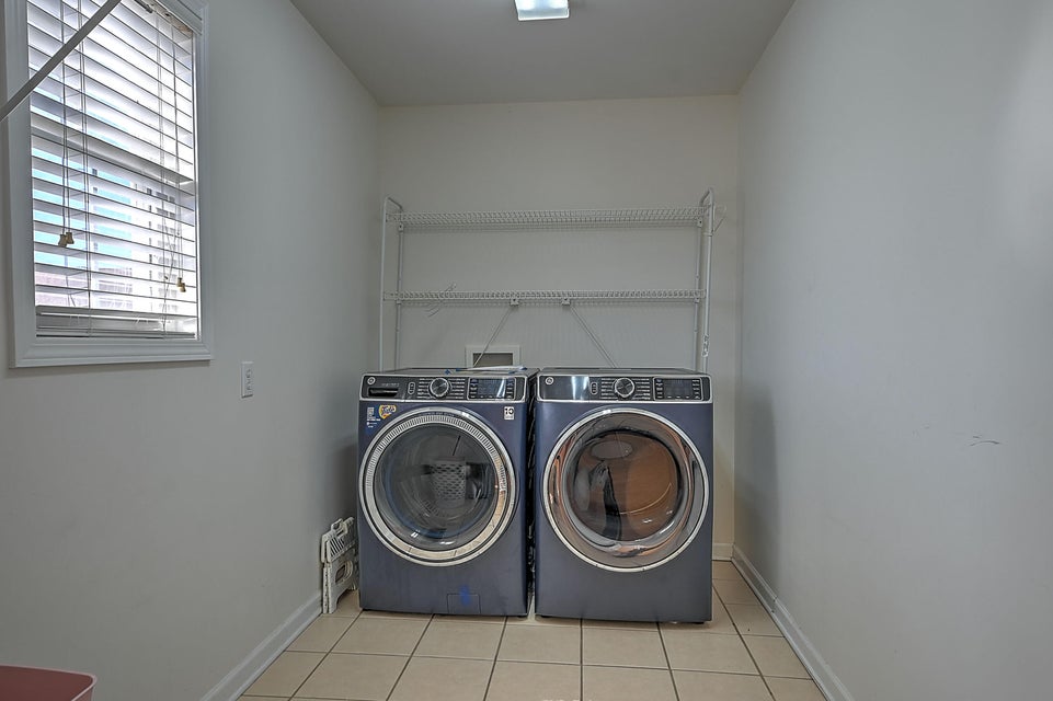 Photo #18: 474 Elbert Way