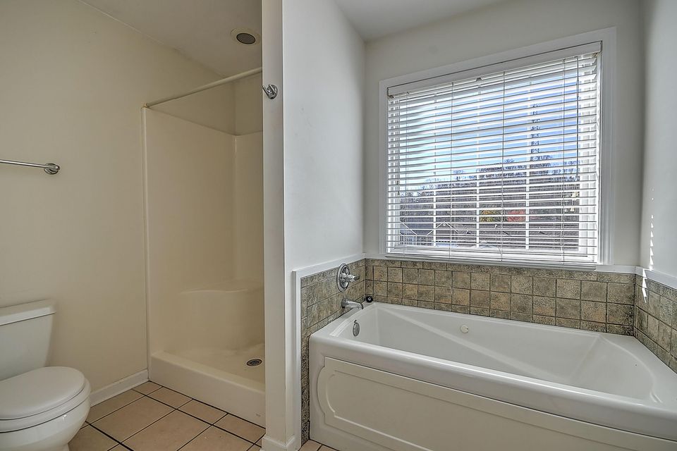 Photo #23: 474 Elbert Way