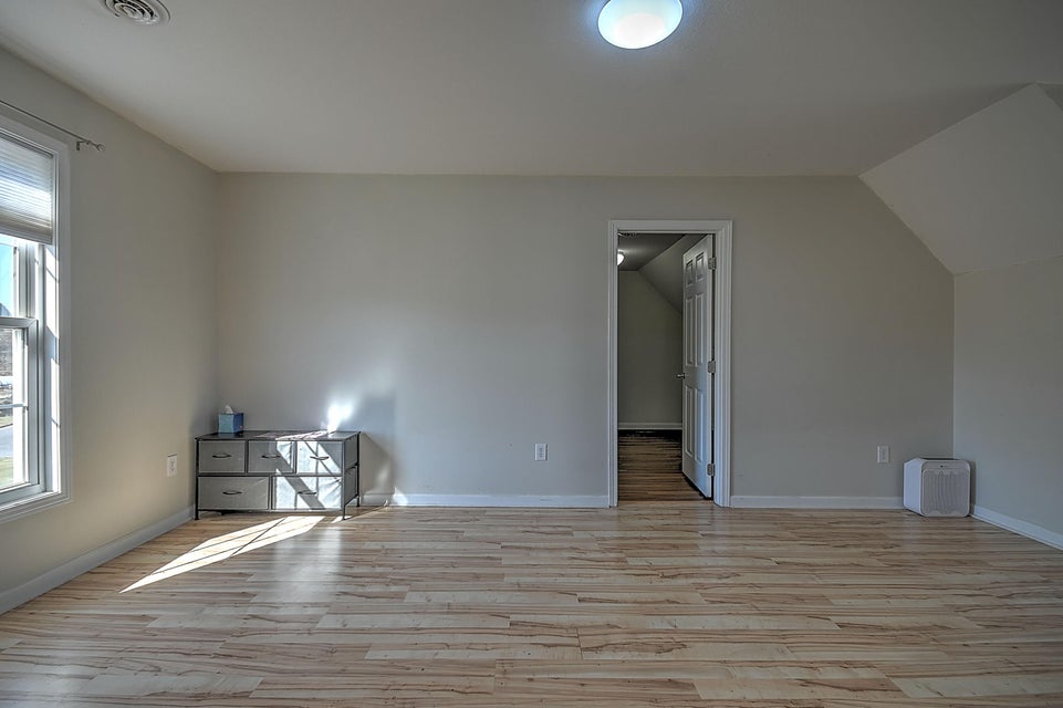 Photo #24: 474 Elbert Way