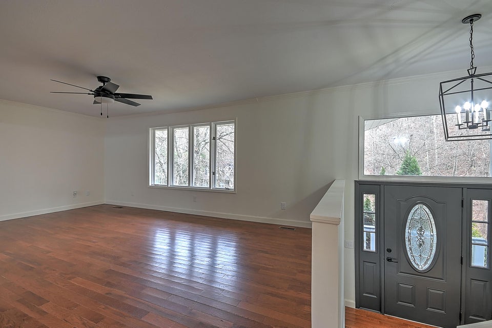 Photo #8: 1924 Birchwood Rd
