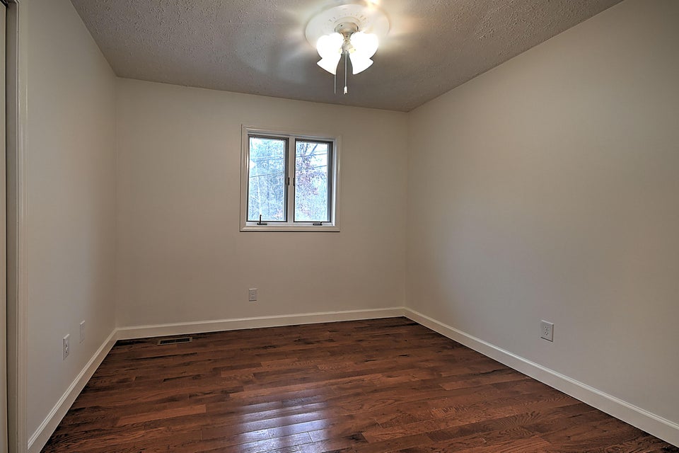 Photo #26: 1924 Birchwood Rd