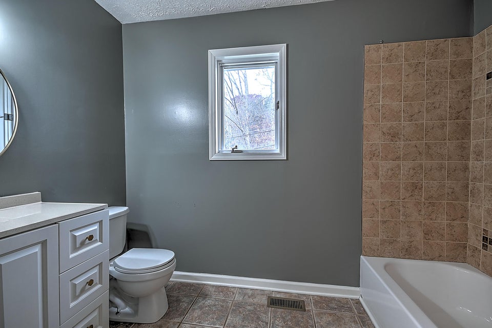 Photo #35: 1924 Birchwood Rd