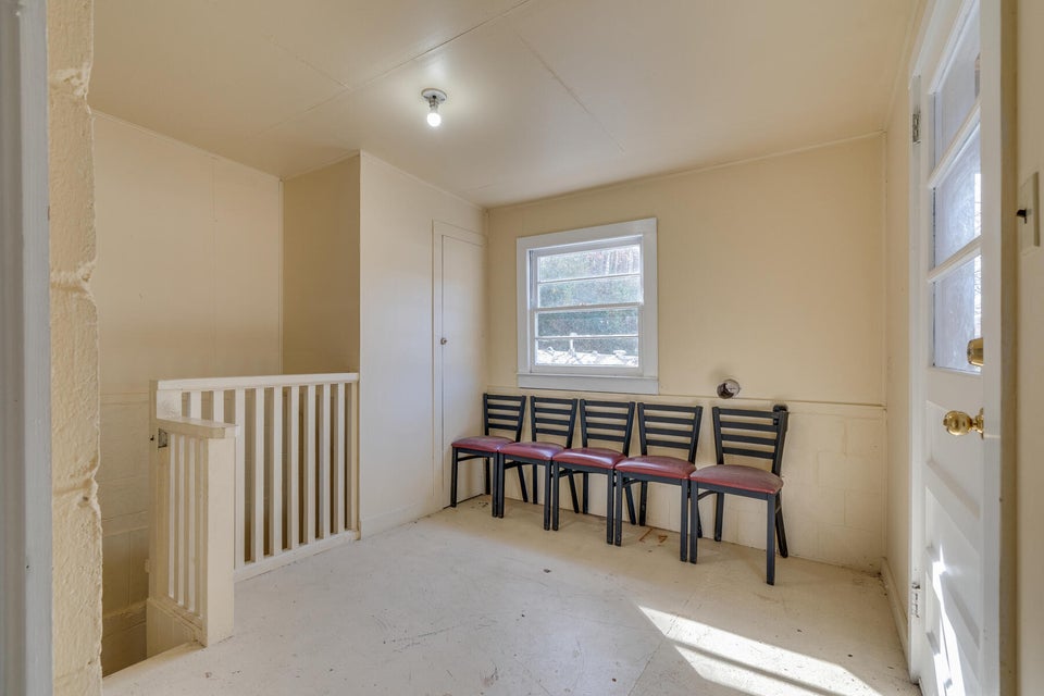 Photo #23: 113 Addington Street