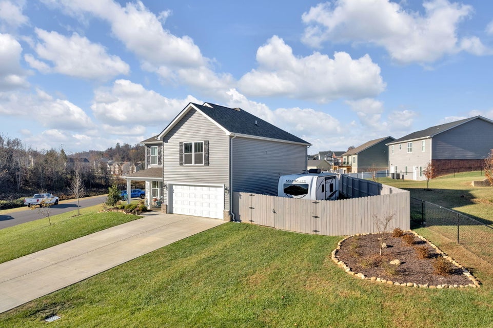 Photo #39: 1193 Lemongrass Drive
