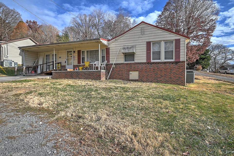 Photo #2: 264 Boone Street