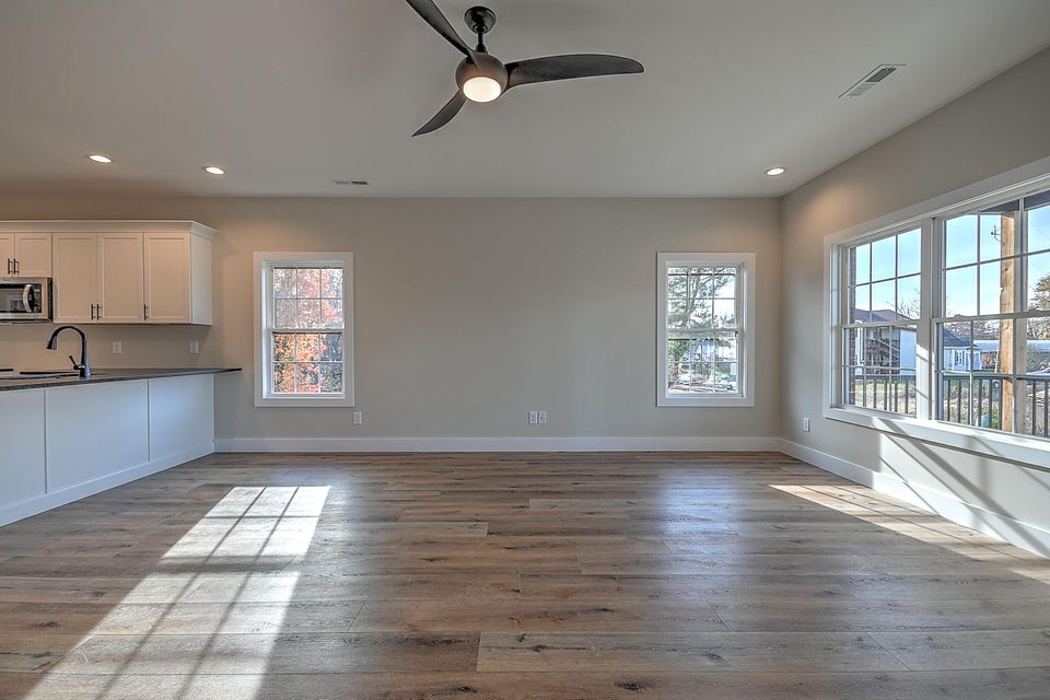 Photo #6: 2837 Mccoy Street