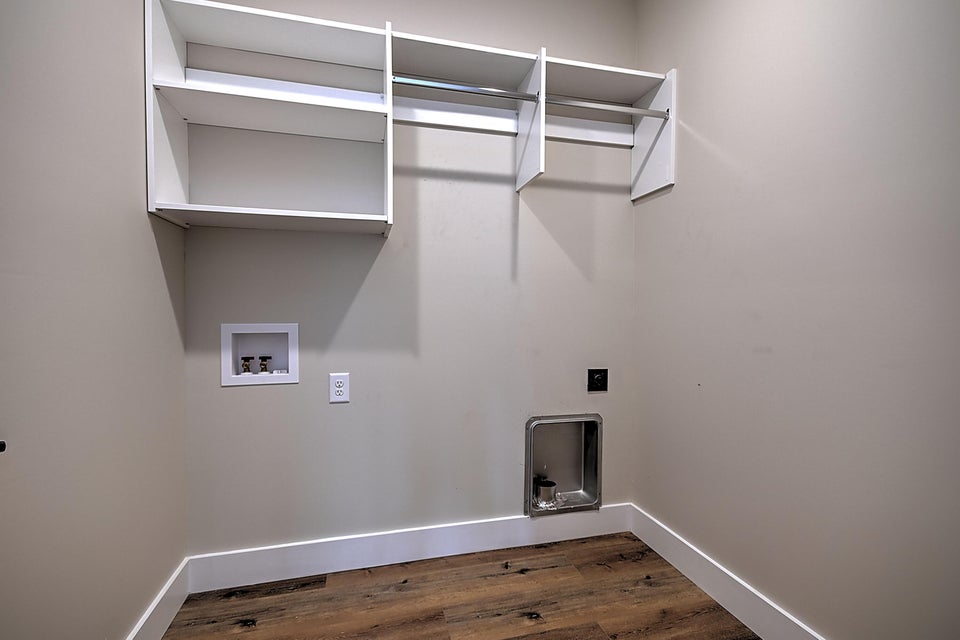 Photo #16: 2837 Mccoy Street