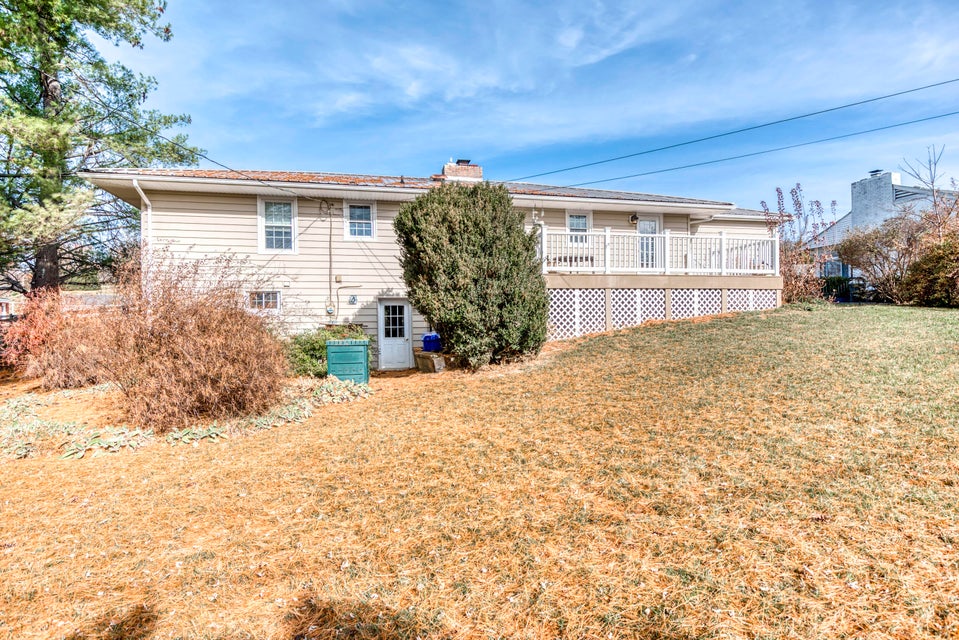 Photo #7: 128 Hemlock Street