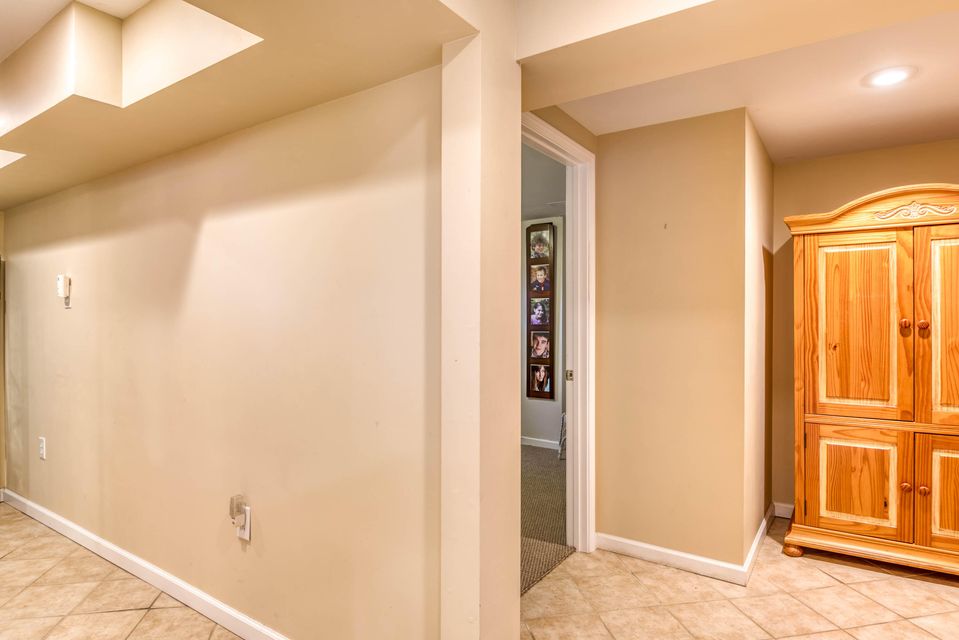 Photo #32: 128 Hemlock Street