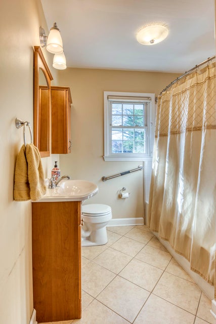 Photo #26: 128 Hemlock Street