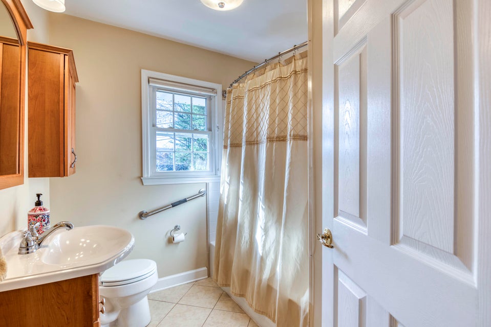 Photo #25: 128 Hemlock Street