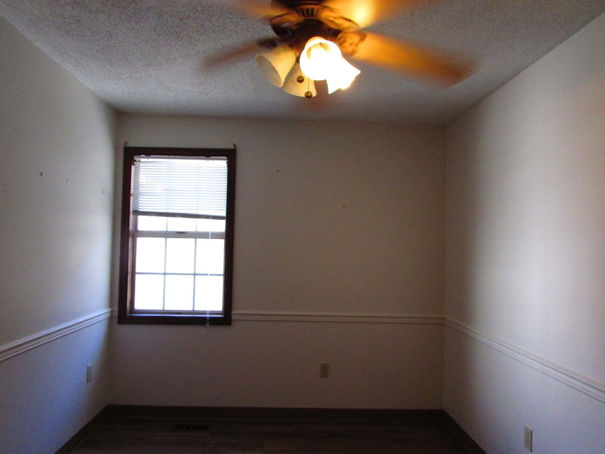 Photo #25: 145 Wilson Avenue