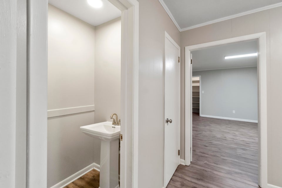 Photo #39: 112 Wayfair Drive