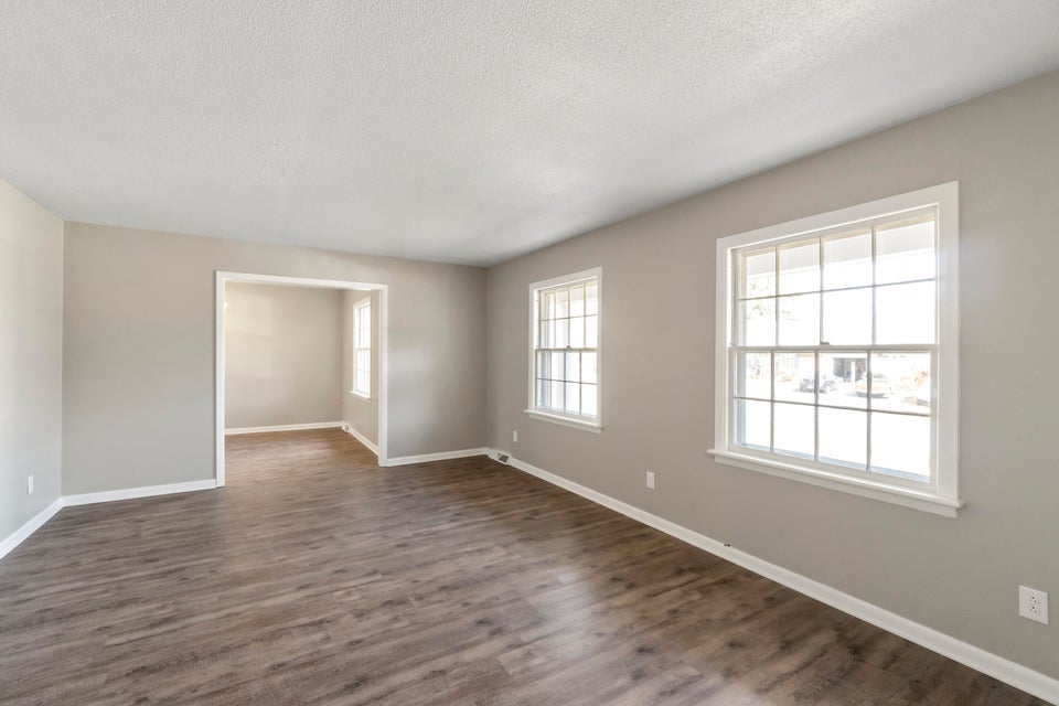 Photo #10: 112 Wayfair Drive
